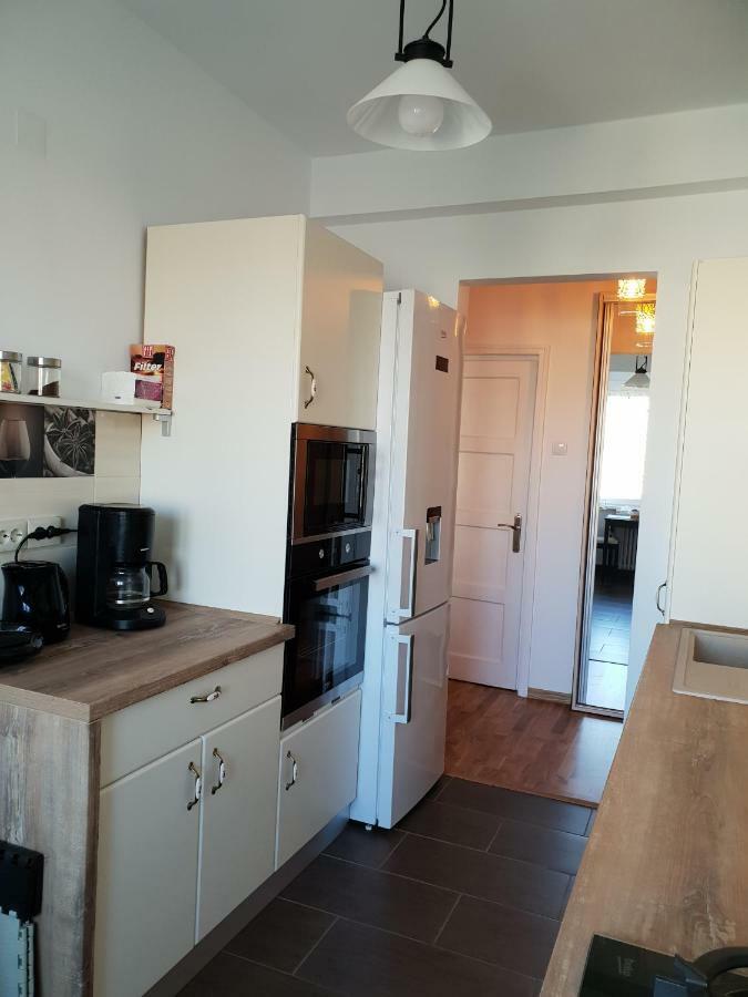 Central Luxury Flat With Terrace - Adela Accommodation - Ideal For Long Stays Bucarest Exterior foto